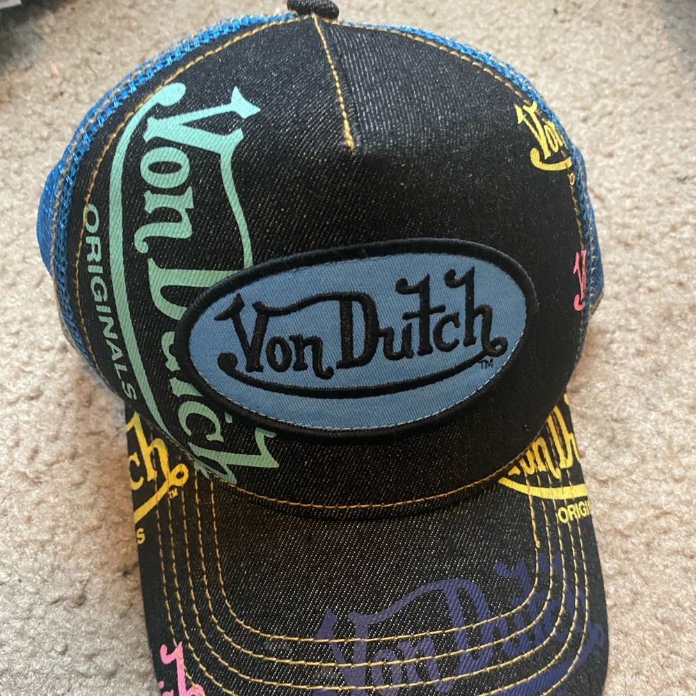 Von Dutch Trucker hat